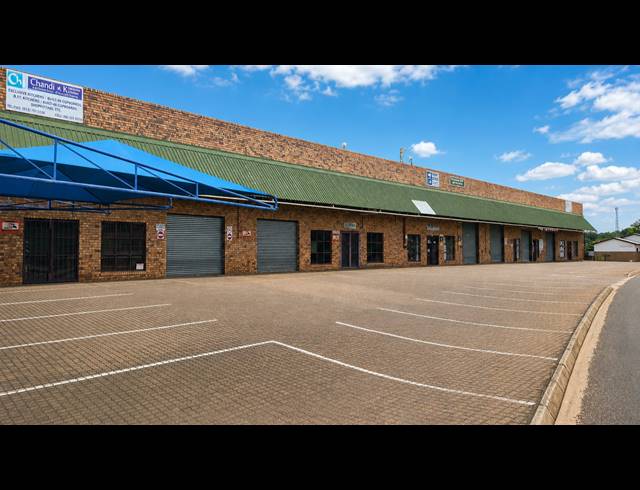 340M² RETAIL TO LET IN WHITE RIVER INDUSTRIAL